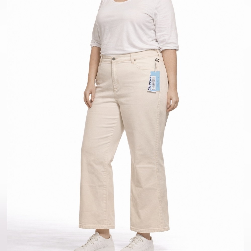 Future Collective Cream Jeans Size 20 & 22 R Wide Leg High Rise NWT